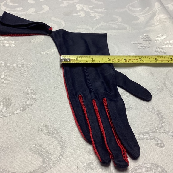 FOWNES VINTAGE GLOVES NAVY / RED CROCHETED. NEW OLD STOCK sz 7 - Picture 4 of 13